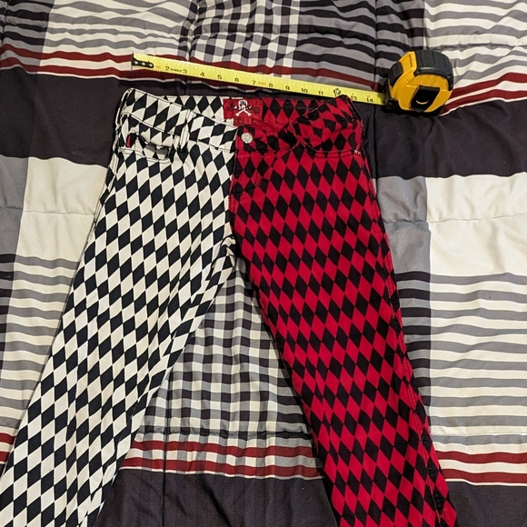 Black and Red Split Checkerboard Skinny Jeans - Picture 3 of 4